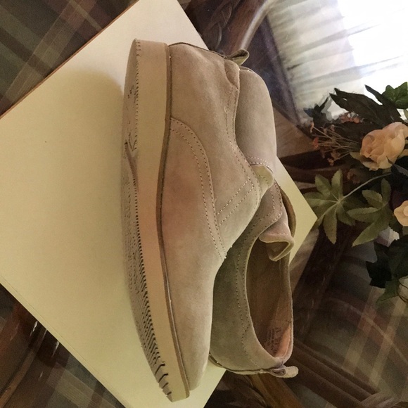 New Hush Puppies Suede Women’s Loafers - Picture 4 of 6